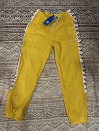 اديداس • قياس XL • جديد بالليبل