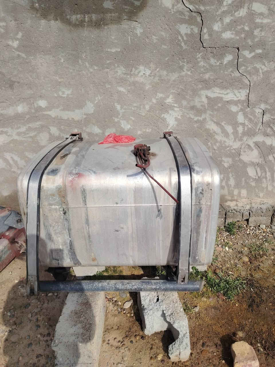 تانكي اكتروز للبيع 300 لتر *********** - ***********

