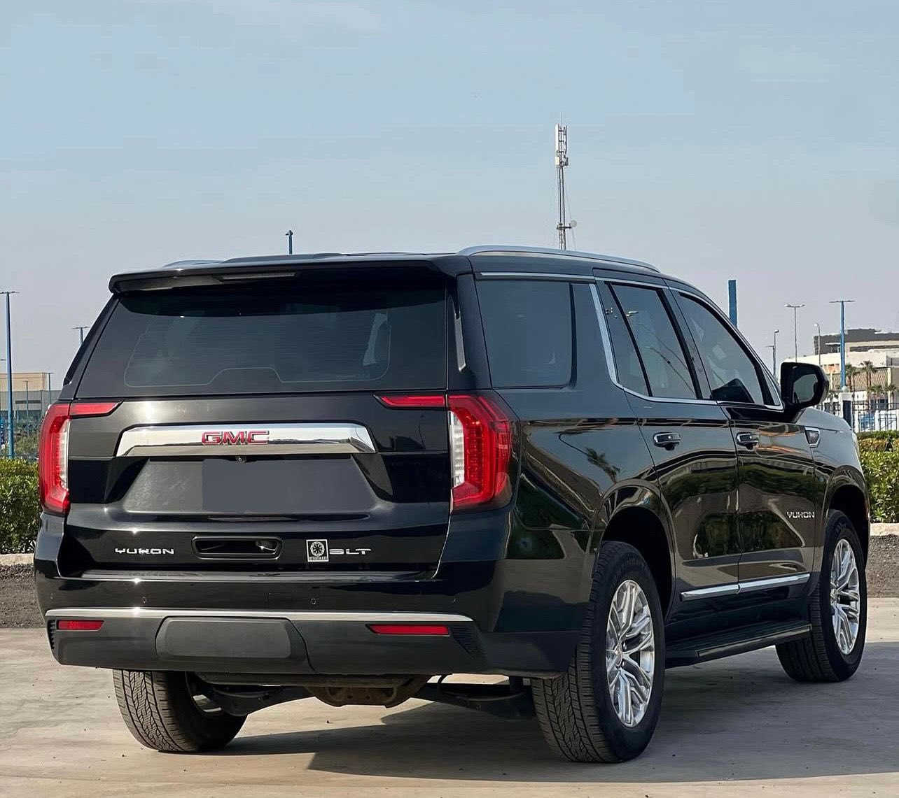 يالله سلام عليكم 

جمسي يوكن  2023 SLT خليجي وكالة المنصور  فول ١/١

✅ مكفولة من الصبغ والتبديل  

  رقم بغداد باسمي الجديد 

السعر 490 ورقة وبي مجال 

المواصفات 

بانوراما 

شاشات خلفية 

داخل جلد  

دشبول دجتل

صندوق كهرباء 

رادار امامي خلفي 

شاشة كبيرة 

شاشات خلفية 

بصمه تشغيل

بصمه ابواب دخول

5 كامرات 

رادار امامي 

رادار خلفي

رادار جانبي

ثلاجه 

3 قطع تبريد 

حساسات 

اوتو ستارت 

تحديد مسار 

هندبريك بصمه 

دواخل جلد 

كشنات تدفىء وتبريد 

تحكمات سترين 

للاتصال  📞
***********

مكان سيارة بغداد
