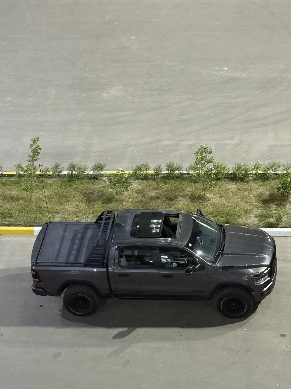 السلام عليكم
رام بك هورن باب طويل بدي قصير بلاك توب اصل
الموديل 2023 اني المستورد السياره جديده واي نقص مابيها
رقم بغداد شبه مميز بأسمي
ماشيه 28 ألف
بانوراما 
فور ويل
دوس كهرباء
رادار امامي خلفي
حساس امامي خلفي
شاشه تيسلا
لايت و بك لايت لد بلادي وزنون
مرفعه 3 انج
غطاء بدي 4 قطع سلم
محجر trx
نفخات جاملغ
ويل وتاير جدد والبلادي موجود
صور الحادث بالمنشور الصبغ صفحه عكس السايق بدون اي دواخل 
السعر 395 ورقه 
عنواني السيديه
للاستفسار ***********
