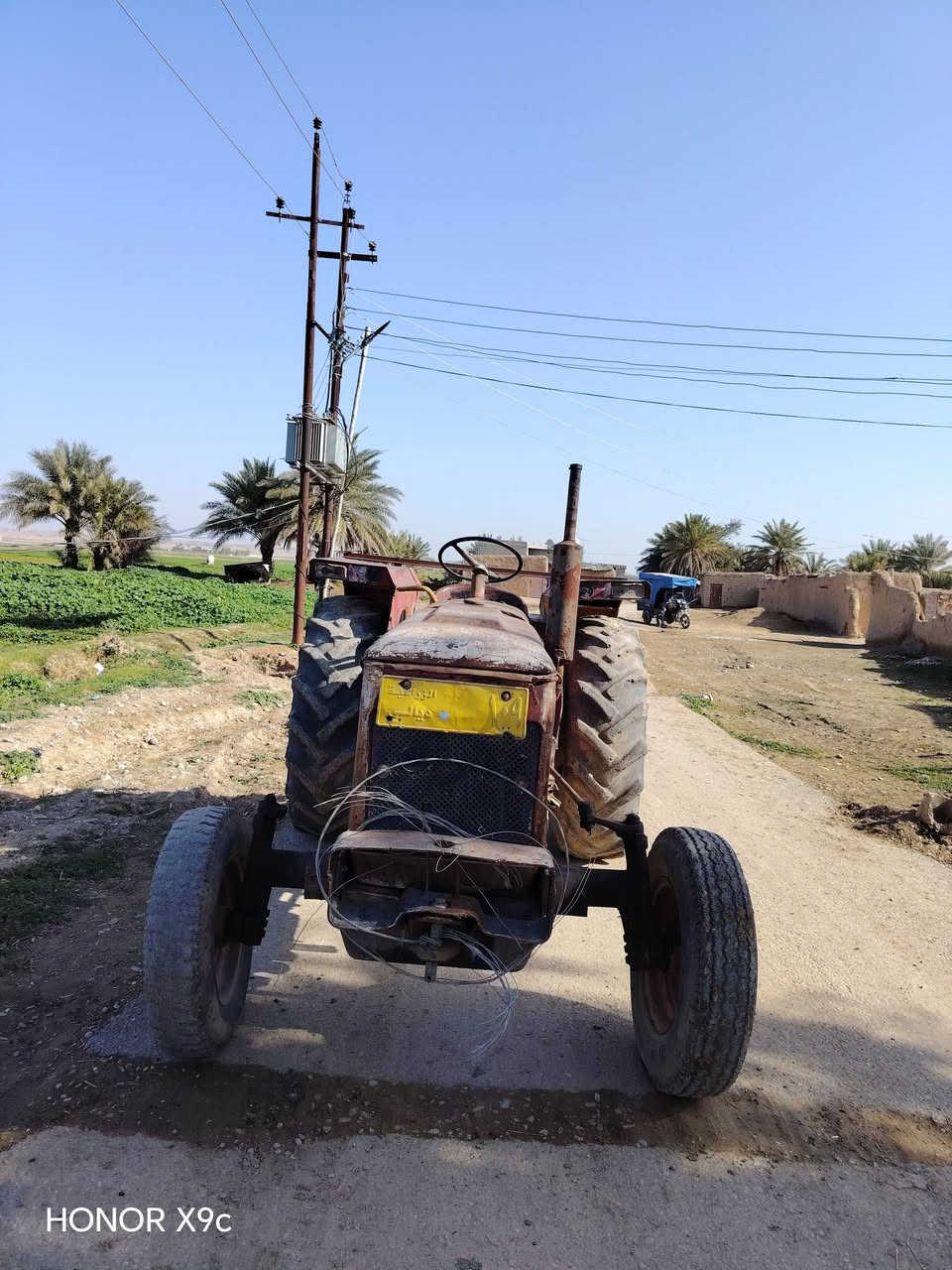 سلام عليكم عنتر البيع موديل 83محرك شرط كير اكسل نظيف رقم ديالى صدامي شرط التحويل  السعر 360وبيهة مجال مكان ديالى رقم الهاتف *********** ما متواجد خاص
