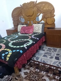 غرفة نوم كاملة • دولاب ست أبواب • ميز تواليت