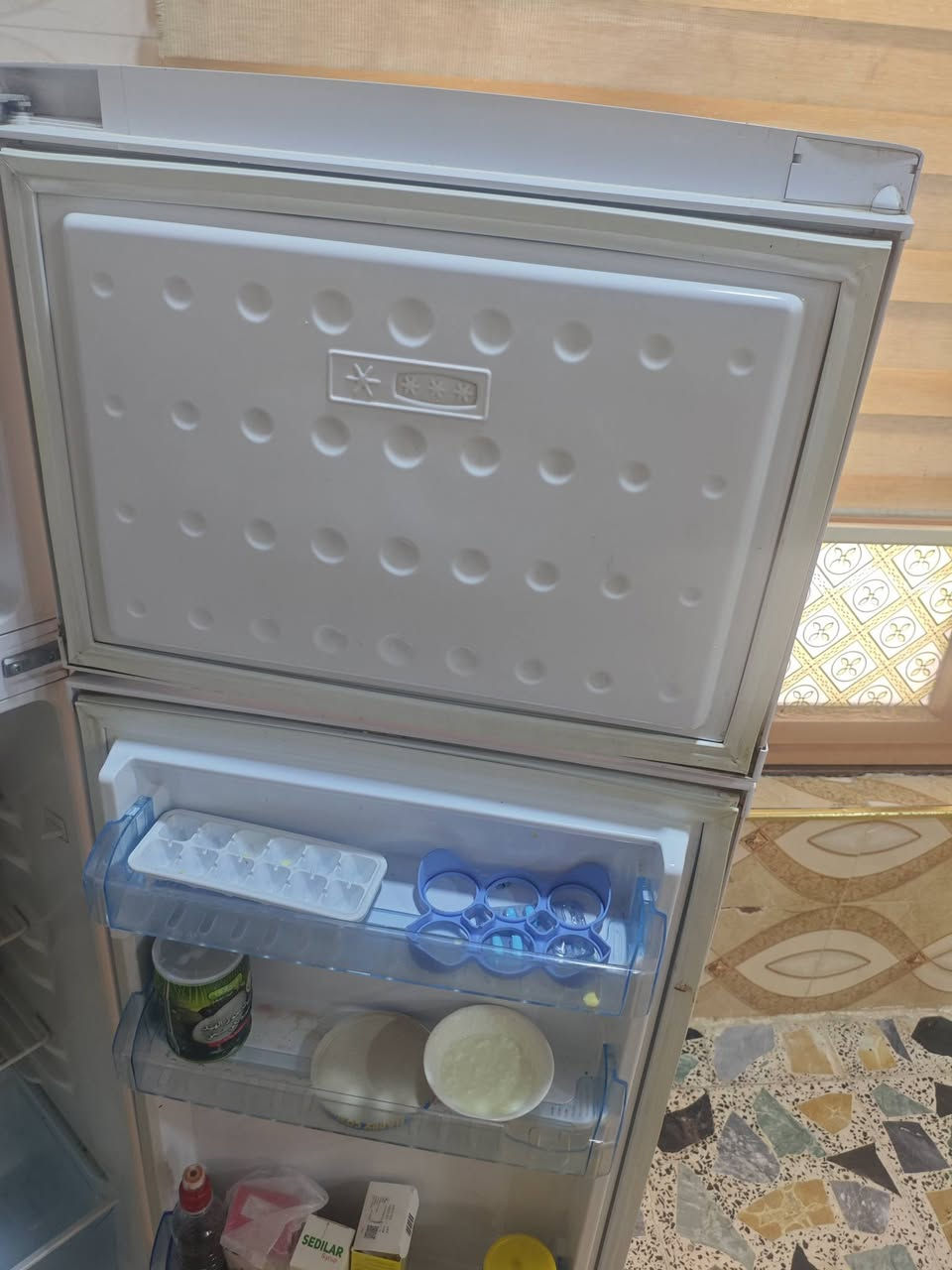 سلام عليكم ثلاجه البيع 200الف حيل نضيفه اتصال اوستفسار ***********
ادمن وافق ع المنشور
