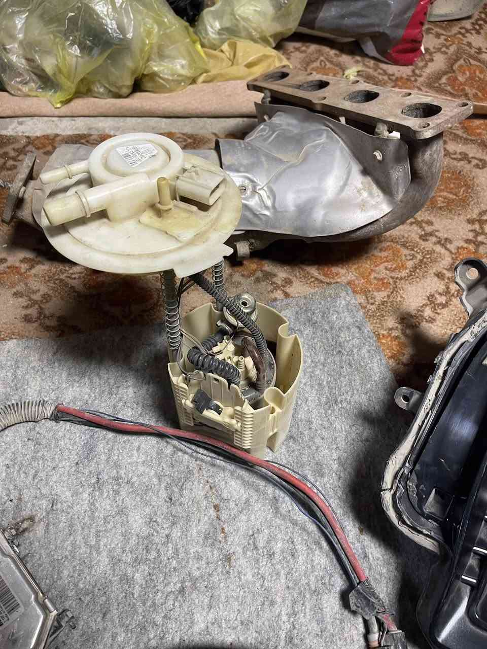 السلام عليكم ورحمة الله وبركاته رمضان كريم عليكم جميعاً 
من رخصة الادمن المحترم
عندي ادوات جيب بزون موديل 18 كلهن شغالات مثل ما موضح بل صورة السعر قيم وخذ 
موبايل *********** كربلاء
