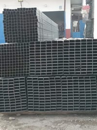 يوجد حديد صناعي بكافة انواعه وكيربي وبي ارسي صب وبي ارسي اقفاص وانشائي...