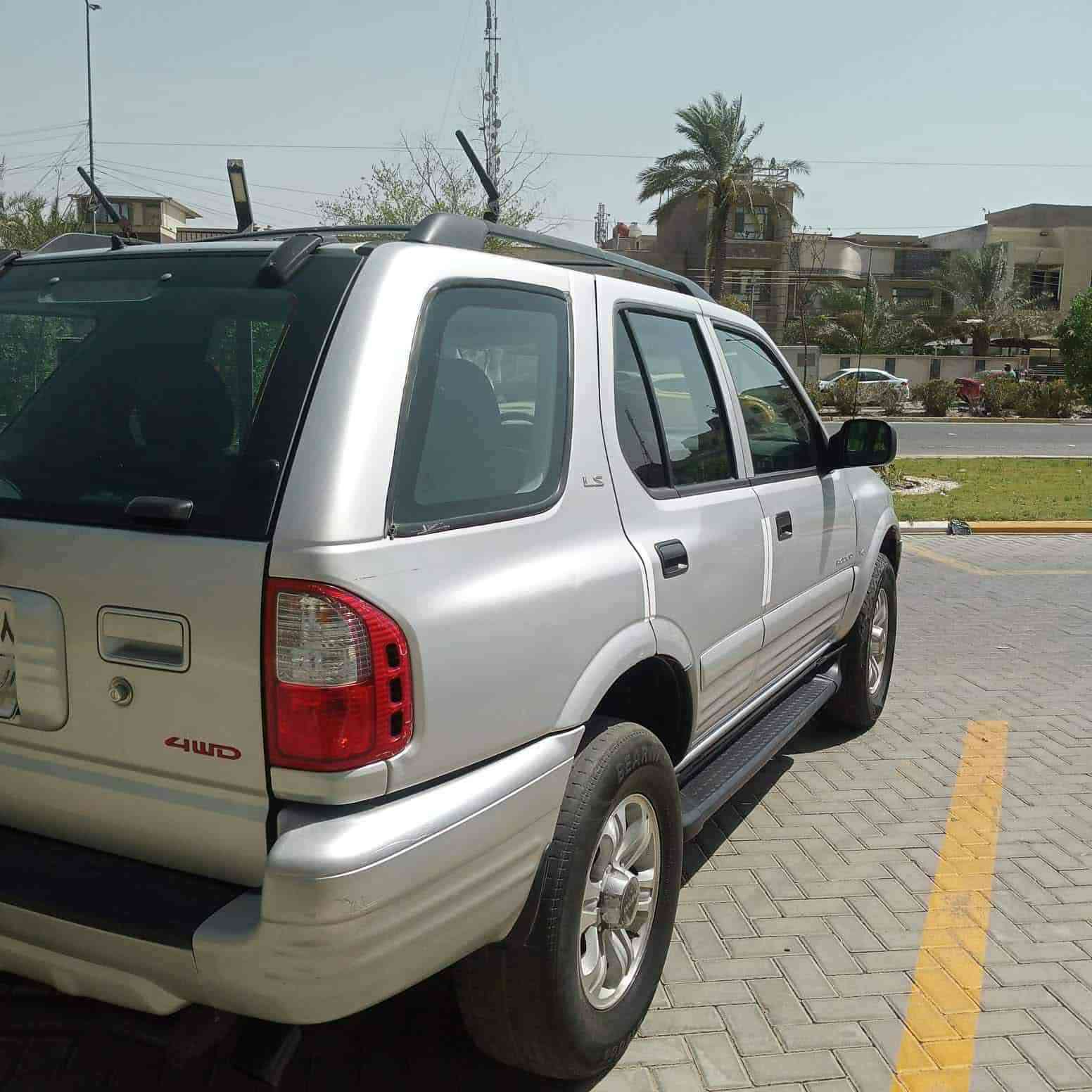 السلام عليكم ورحمة الله وبركاته
ازوزه روديو  موديل ٢٠٠١
كير ومحرك بلادي
للبيع ٦٥ وبيها مجال
للاستفسار الاتصال
***********
