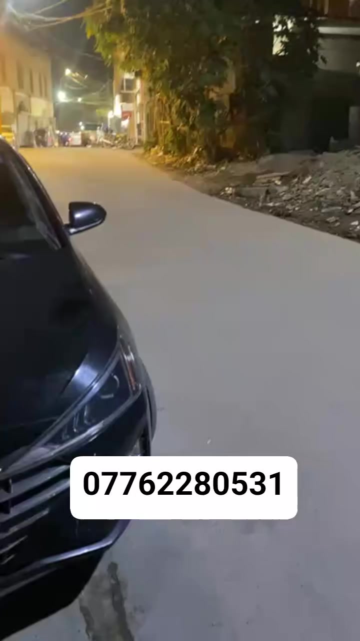 للبيع قطعه ٢٠٠مترديالى كورنيش نزلت شارع الحمام سوك ثاني قطعه تبعد عنه طابو زراعي سند ٢٥بسعر مناسب تواصل على رقم ***********
