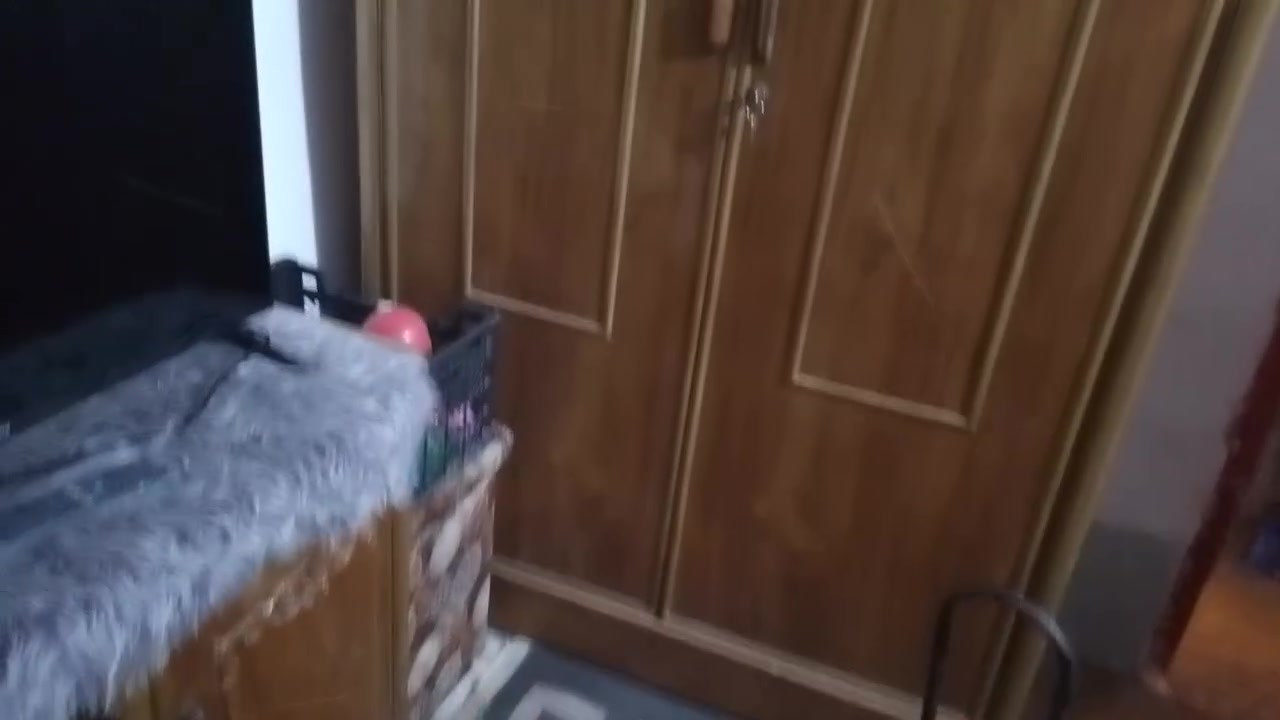 الغرفه مستعمله للبيع السعر 2000000مليونين وبيها مجال تسكام من النجف الأشرف


**إذا كنت صاحب هذا الإعلان وتريد حذفه لأي سبب، رجاءا أرسل رسالة إلى الدعم الفني**
