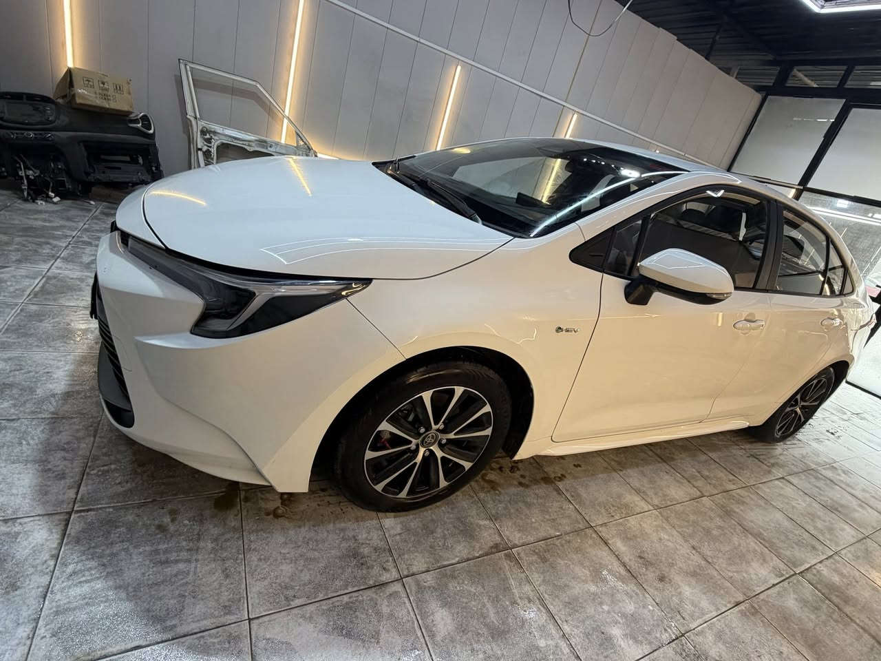 السلام عليكم
تيوتا كورلا شكل الخليجي 
الموديل 2025
وارد خليجي تجميع
المواصفات
بصمه
سلايت روف 
تحكم جهتين 
سايد بريك بصمه
شاشه کامرا
تبرید قطعتين
لد امامي خلفي
جنطه بصمه
سياره مكفوله كفاله عامه سونار مرفق مع الصور
السعر 149 وبيه مجال بسيط
*********** مكاني بابل
