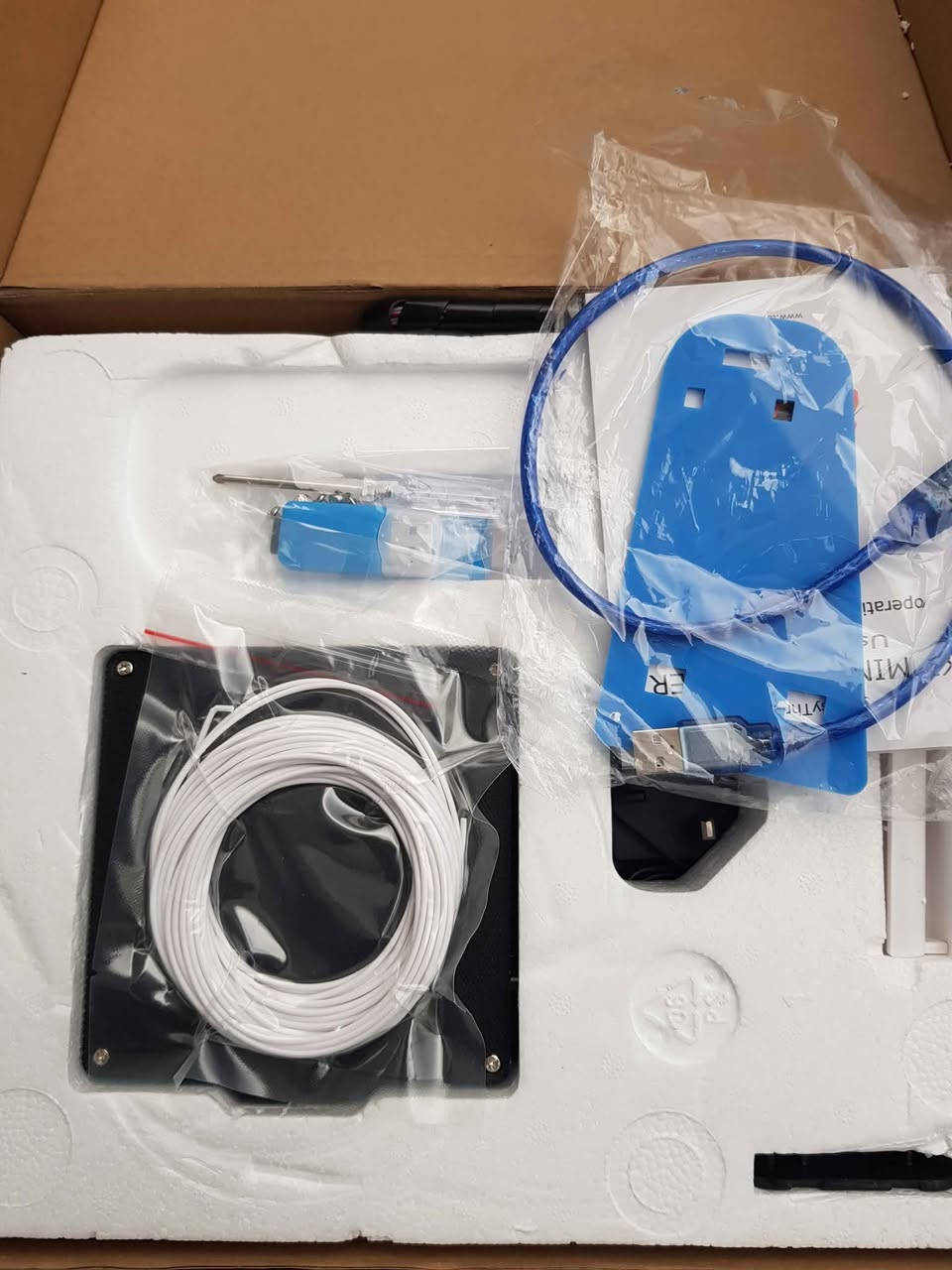 طابعة ثلاثية الابعاد 🖨

✅ مثالية للطلاب، الهواة، والتجارب المنزلية.
✅ حجم صغير وخفيف – مناسب للمكاتب والبيوت.
✅ سهلة التشغيل وتدعم الطباعة بدقة عالية.
✅ اقتصادية وتعمل بخيوط (Filament) متوفرة.

💵 السعر: 90,000 د.ع فقط
🚚 التوصيل متوفر لجميع المحافظات

📲 للطلب أو الاستفسار يرجى التواصل عبر واتساب:
📞 *********** – *********** أربيل, العراق
