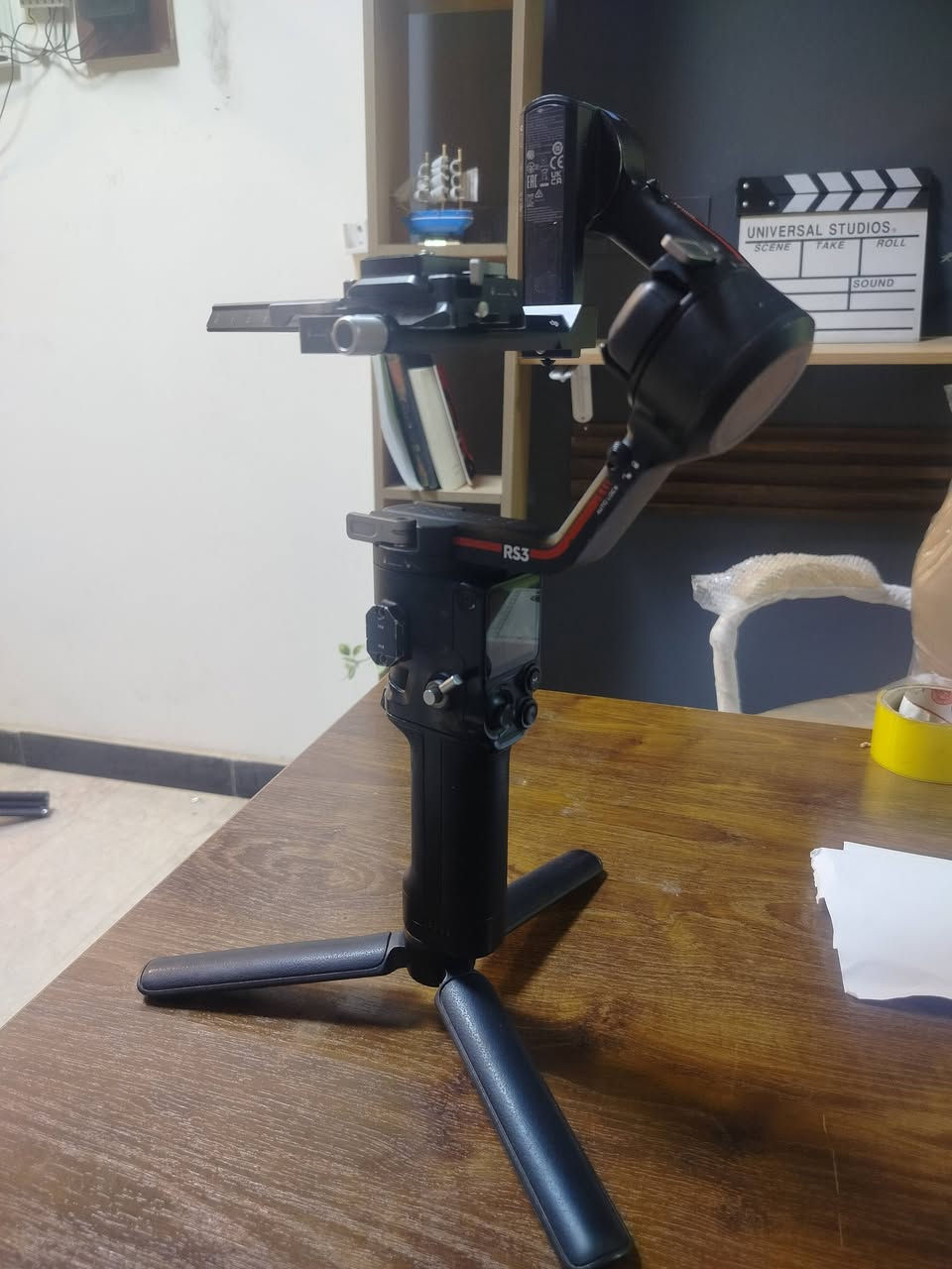 رونين Rs3 للبيع
النضافة مثل ماموضح كدامكم بصورة 
بس كشغل شغال ومابي اي مشكلة 
السعر 450 وبي مجال 
للتواصل والاستفسار 
***********
