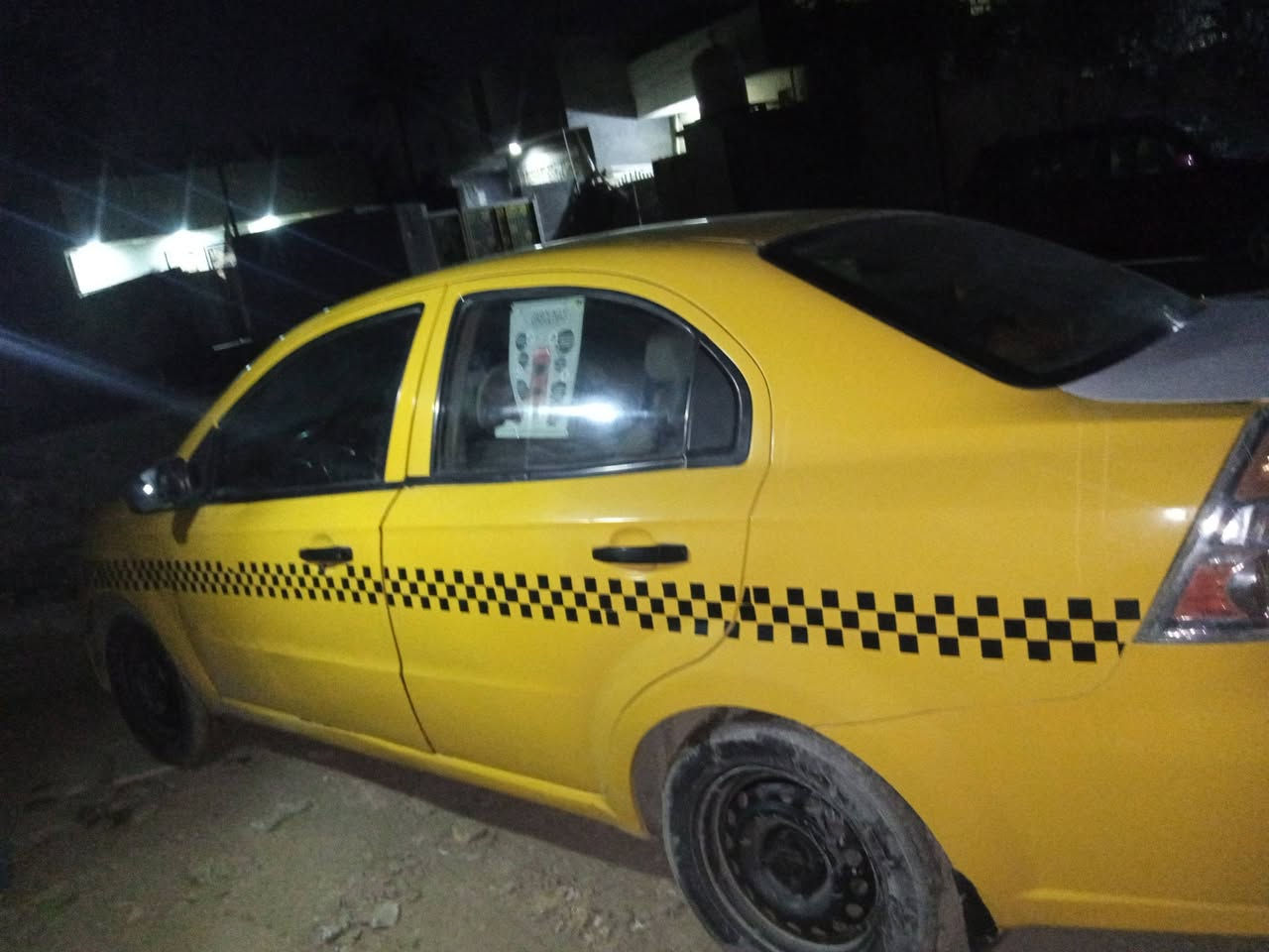 سيارة افيو موديل 11 خريجي كير مكينه مكفولات مصبوغه جماليه السعر 55 مكان حله واي ستفسار اني حاضر مخابرة الرقم ***********
