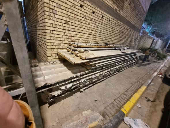 هذه السندويج  بي لاسق ايزو كام للبيع. مكان جبيله.  المتر. على ٥ الاف.    قفل
