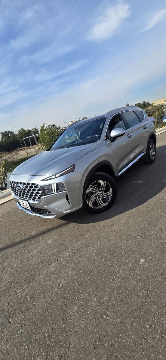 السلام عليكم للبيع اومراوس سنتافي2023 فول الفول كفاله عامه محرك2500 ماشيه38 تقريرغرق بدون نسبه يعني نضيف بدون اضرار والسيارةمكفوله كلوب واحدممشتغل بيها  والسونرموجود وصورامريكه رافقهن  استفساراتصل فقط عنواني بغداد كرب ساحةامضفر  ***********  السعر215بيهامجال
