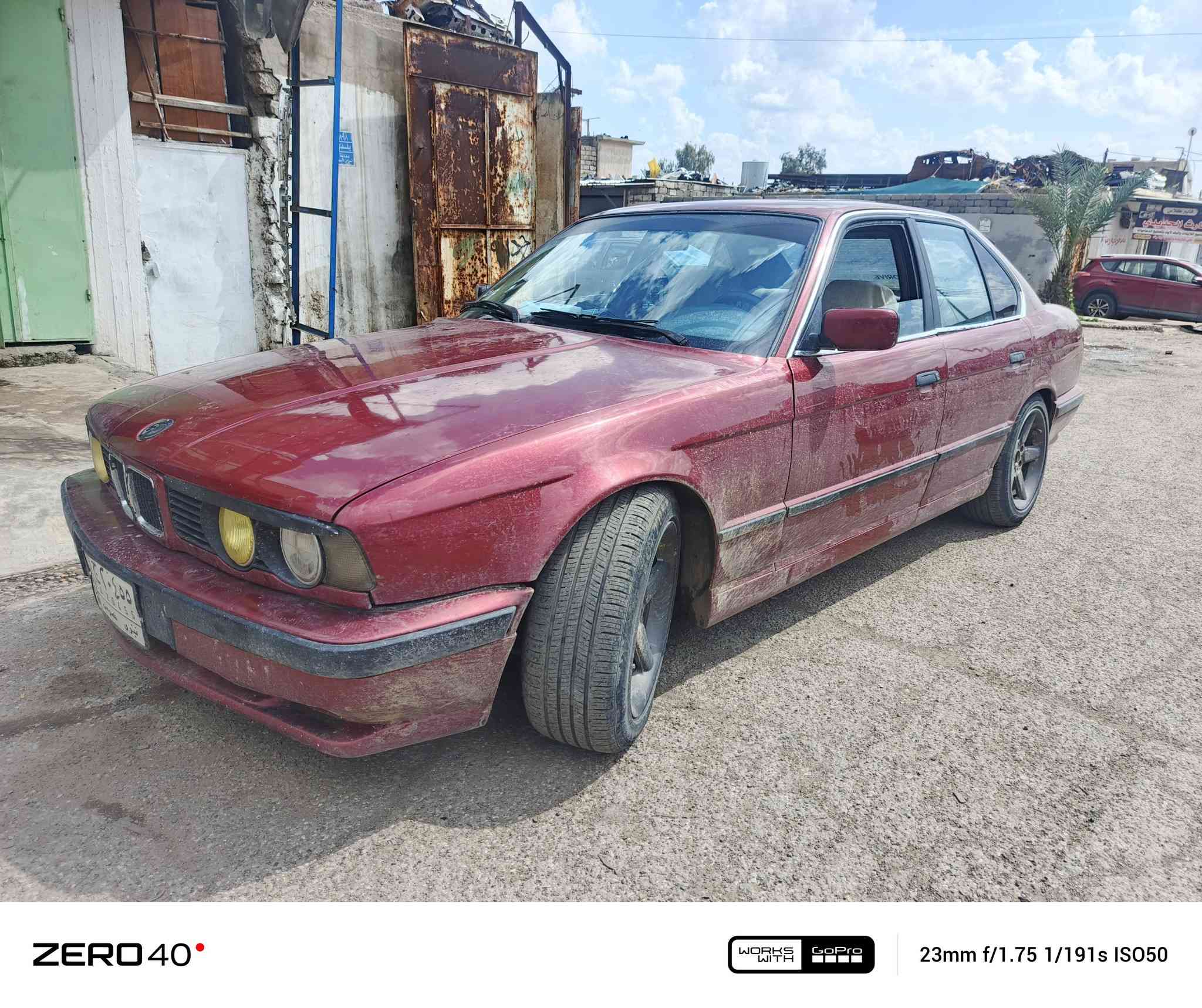 بي ام  525 مكينة كبس فول اوتو عدا الجامات الخلفية موديل ٩١ تدفئة تبريد كهربائيات كلو شغال غرفتها جديدة اوف وايت بطاين صاج دعامياتm ويل شنايزر مع طخم تاير جديد صبغ جمالية رقم نينوى ألماني سنوية جديد مع كابون بانزينن
بيع ومراوس حسب القناعة
سعر 65$ 
***********
