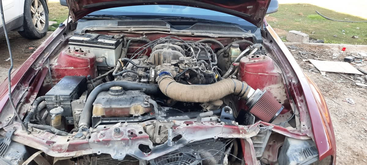 السلام عليكم موستنك موديل 2009حادثهة مثل ما موضح بل صور السيارة شغالة كير ومكينة مكفولات للبيع للاستفسار ***********
