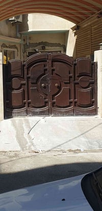 باب حديد درجة   اولى 3×190 ونظيف جدا   الكرادة الشرقية  سعر   ٢٢٥ الف ...