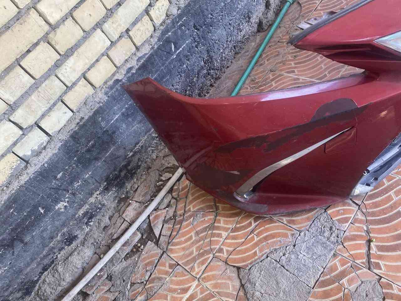 سلام عليكم للبيع دعاميه كامري ترهم لكزز نضافتها كدامك بيها ضرر بسيط بل شباك واضح
السعر 110 وبيها مجال مكاني بغداد 

*********** واتساب فقط 

***********اتصال
