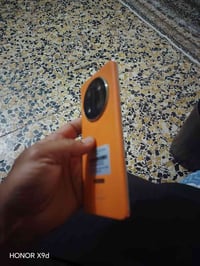 هونر X9c • استعمال قليل • شاحن وكارتون