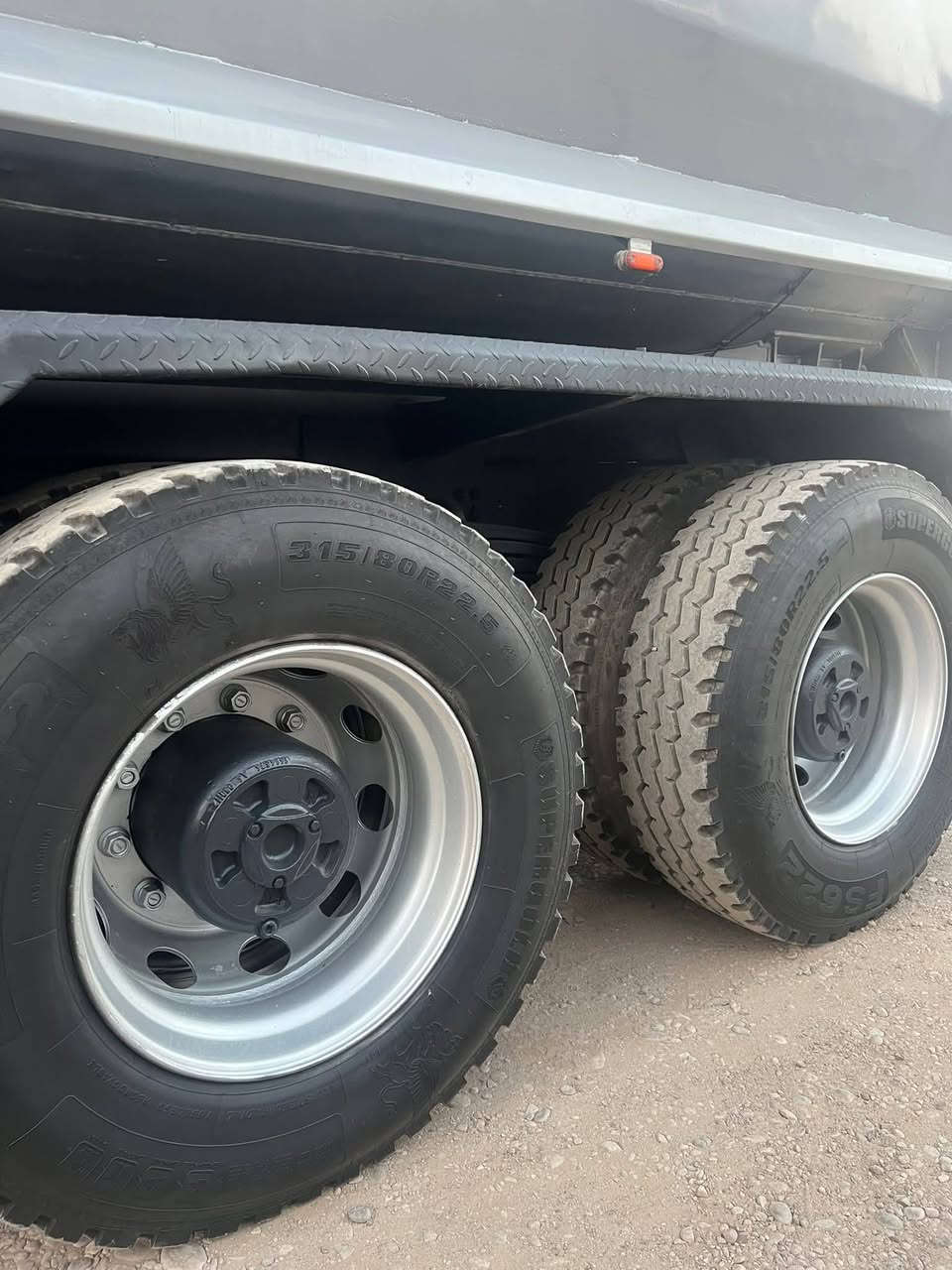 موديل ٢٠٠٧رقم دهؤك جديد سعر٤٦٠مكتوب سنوي سكس ويل مكان اربيل ***********زين***********
