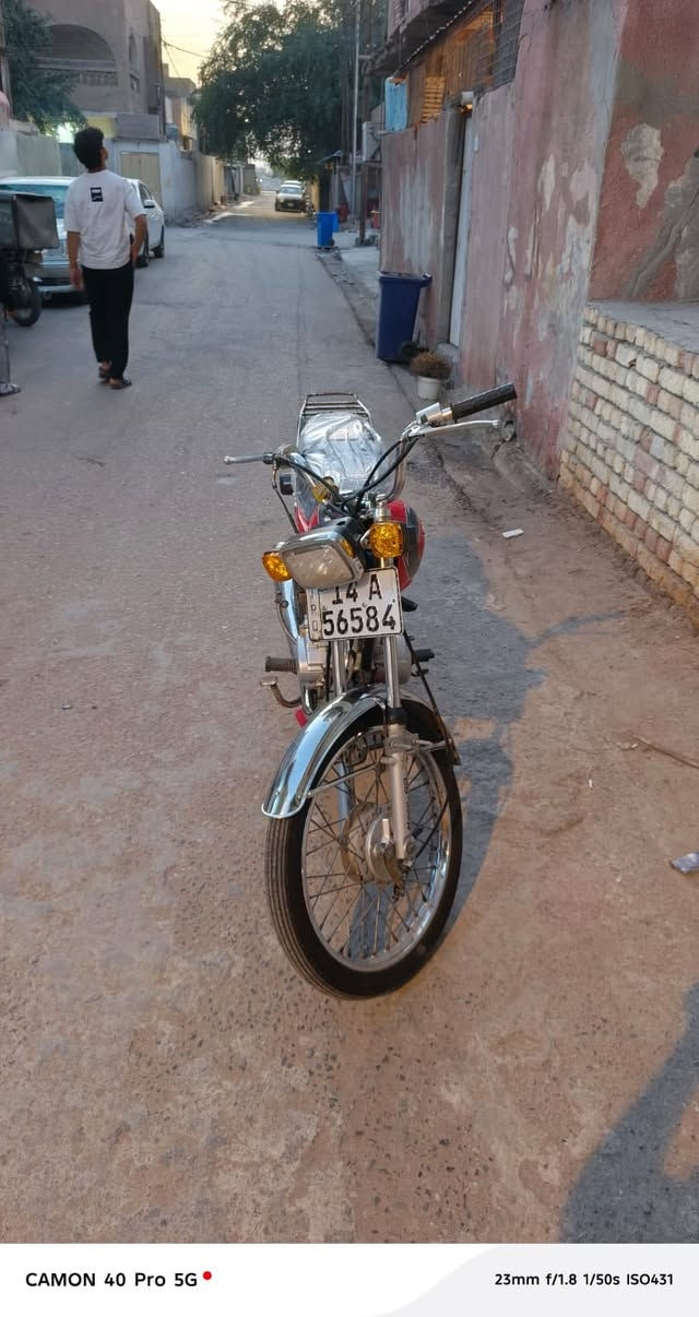 دراجه نامه بسمي رقم وسنويه مديل ٢٣ محرك مجفت مره وحده المحرك ناعم وحلو اي نقص مابيه دراجه مال بيت السعر ١٧٠٠ وبيه مجال المكان العاليه قرب حسينية الحلاف ملاحظة انا مكلف بالنشر هاذ رقم الولد ‭٠٧٨١ ٤٤٠ ٨١٢٣‬    واتساب

‭.                 ٠٧٨٣ ٨٢٦ ٨٦٦٧‬الشريحه
