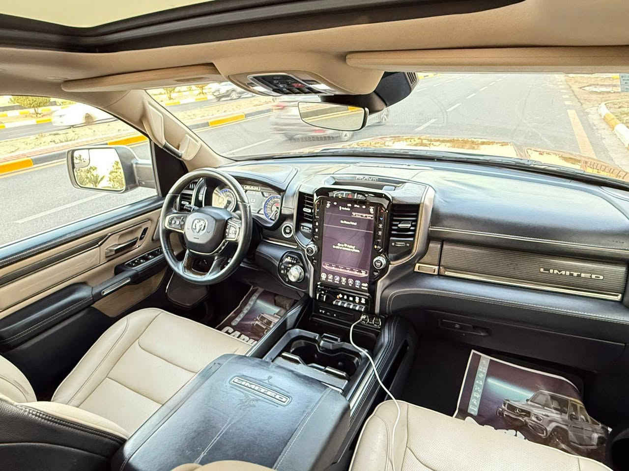 للبيع دوج رام لمتدد اعلى فئه 
فول ال فول 
دوج رام 1500 لمتد 
الموديل 2019
المحرك : V8 5.7L .
رقم بغداد  رقم جديد 

السعر والاستفسار
***********

المواصفات :
* دفع رباعي 4x4. فور ويل
* رادار تفاعلي مع مانع تصادم. 
* نقطة عمياء. 
* تحذير الخروج عن المسار
* استطفاف ذكي (اوتوپارك).
* دوسات جانبية كهربائية.
* المصابيح الأمامية زنون.
* كشافات الضباب زنون. 
* المصابيح الأمامية والمصابيح الخلفية LED. 
* دخول ذكي (بصمة). 
* تشغيل عن بعد.
* مقاعد من الجلد الفاخر. 
* المقاعد كهربائية مع ميموري.
* المقاعد الأمامية تبريد وتدفئة. 
* المقاعد الخلفية تبريد وتدفئة. 
*الستيرن تدفئه 
* شاشة كبيرة 12 أنچ.
* نظام ملاحة نفكيشن GPS.
* حساسات امامية وخلفية.
* 
* مانع تصادم خلفي. 
* مكيف خلفي.
*محدد سرعة.
* ويل كروم قياس 22 انج.
* مرايا كهربائية جانبية من الكروم قابلة للطي كهربائيا.
* شاحن موبايل لاسلكي (واير ليس).
* الشباك الخلفي كهربائي. 
* المرايا الجانبية تدفئة. 
* باب الصندوق كهربائي. الخلفي .
* امكانية تعديل ارتفاع دواسات البنزين والبريك.
* هاند بريك كهربائي.
* جوبلسات جگات تصعد وتنزل 
* حساسات امامية. 
* حساسات خلفية. 
*
* مرايا مع خاصية التعتيم الذاتي. 
* مساحات تخزين إضافية 

للاتصال***********
مكان السياره كربلاء
