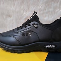 قياس 44 • توصيل مجاني • أول واحد