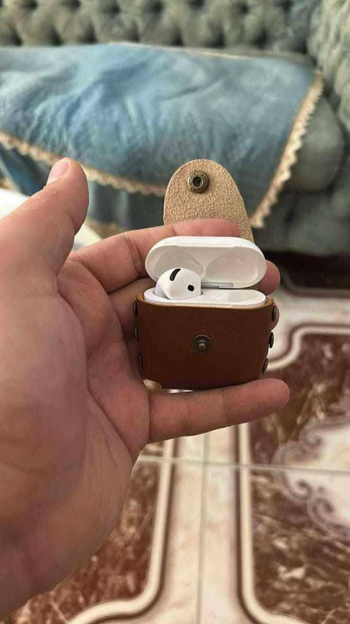(بالة امزون) امريكي عرض 17 الف توصيل مجاني مع حافضه هديه جلد طبيعي جيل 6
و قطعتين 30 الف توصيل مجاني والله العظيم اصليه

بالة امزون) اامريكي تفحص كدم مندوب 
ايربودر جيل6 دوش اصلية كمية محدودة
مدة الشحن 22 ساعه   وكيس 3ايام
مايك ممتاز بالمكالمات وزن الثقيل ام ختومات جيل 6
عزل جدا قوي تفحص كدم مندوب


**إذا كنت صاحب هذا الإعلان وتريد حذفه لأي سبب، رجاءا أرسل رسالة إلى الدعم الفني**