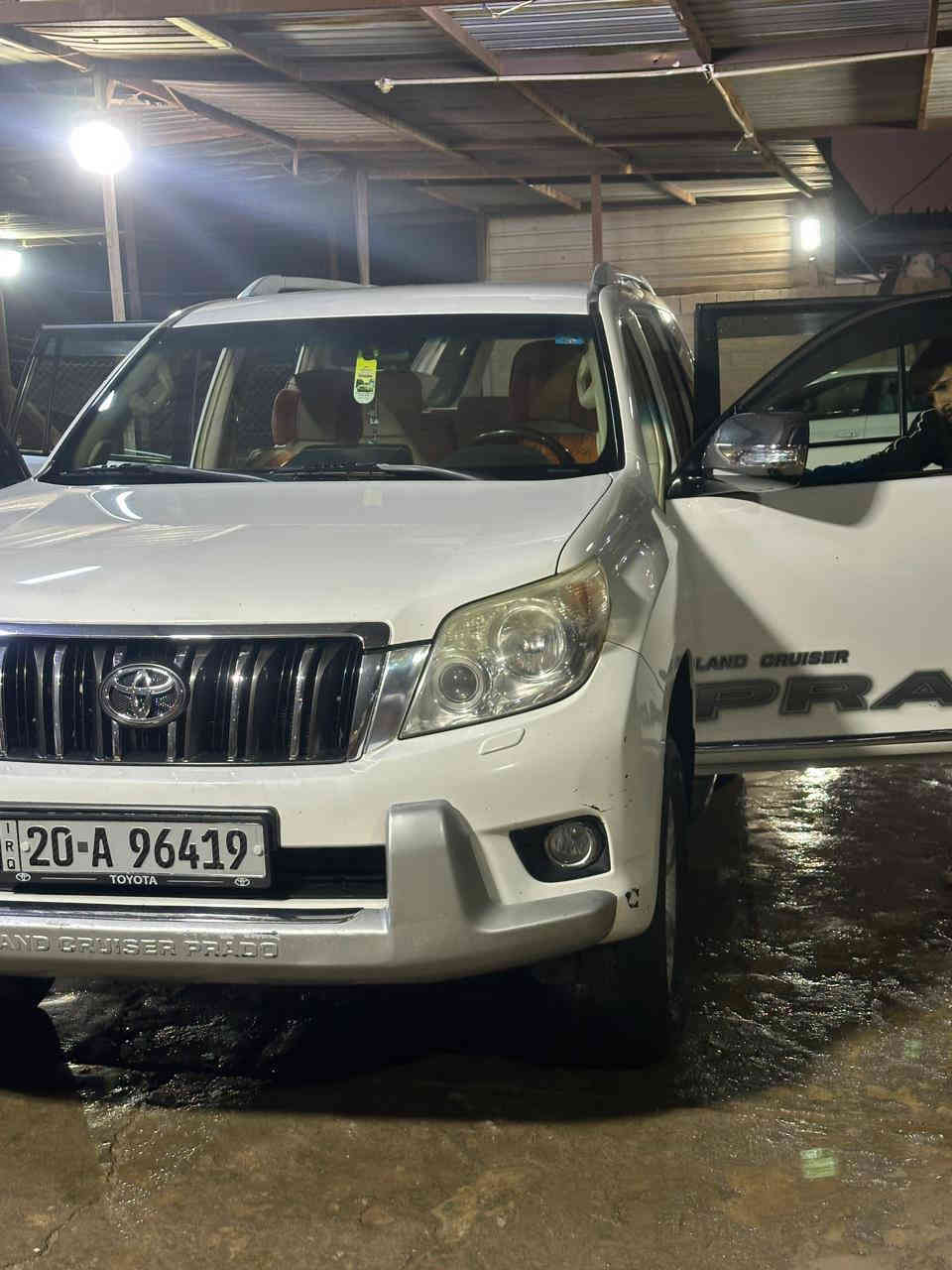 برادو البيع
موديل 2010
مواصفات اعتيادي
مكفولة كفالة عامة كير ومكينة 
السيارة خير من الله مثل ما موضح بل صورة 
السيارة اربع سلندر اقتصادية 
السعر 190 وبيهة مجال الشراي 
العنوان صلاح الدين دجيل 
الرقم ‏‪***********‬‏
