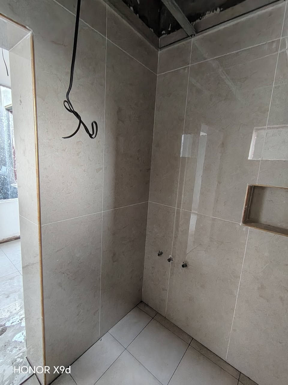 خلفة سرميك درجه اولى مرمر كاشي بورسلين الواح جدران وأرضية وجهات شغل 
 درجه اولى التزام بلعمل واسعار مناسبه متفرع في بغداد ***********
