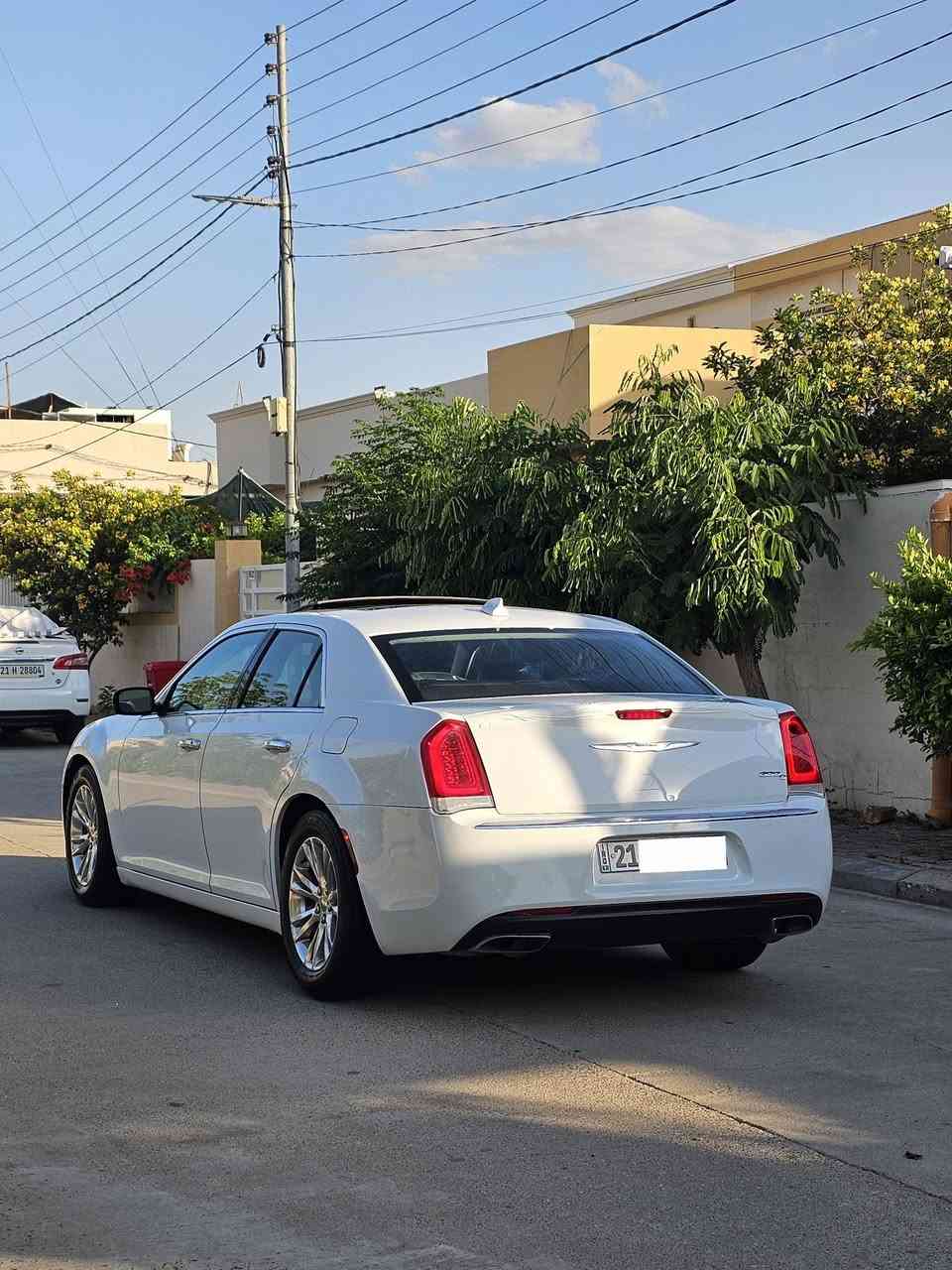 للبيع كرايسلر c300 2016 👑
مواصفات لمتد Limited فول 1/1🥇
تحكمات ستيرن جهتين
شاشه جبيره 
شاشة ترحيب
تشغيل عن بعد
كشنات جلد 
كشنات الأماميه تدفئه و تبريد
كشنات الخلفيه تدفئه
كشنات خزن 
مري قلاب
برده خلفيه 
بانوراما
كامره دواره
لدات اماميه و خلفيه
تبريد قطعتين
السياره بيها بعد هواي مواصفات 
السياره بيها فقط الجاملغ الخلفي صبغ 
مكان السياره خانقين
للأستفسار الأتصال ع الرقم ***********
