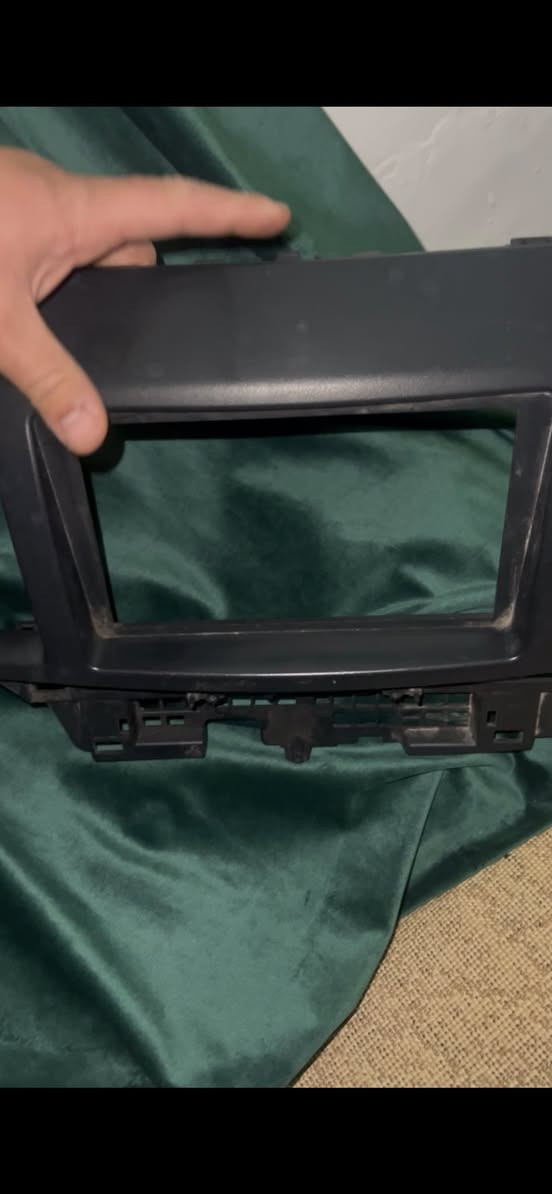 سلاو هاوریان کانبازی شاشەم بۆ هاتووەتەوە
تایبەت نە سەیارەی gtو gls و سەیارە ئیمپیفایەرەکان
نرخی ٣٠ هەزارە
ئیتاری شاشە لۆک بە ٢٠ هەزارە
ئیتاری شکل بیلادی ١٥ هەزار
گەیاندن بەردەستە
سلام عليك موجود كانباز مال سیارە بیلاد ئیمپیفایەر
٣٠ الف توصيل موجود
***********
