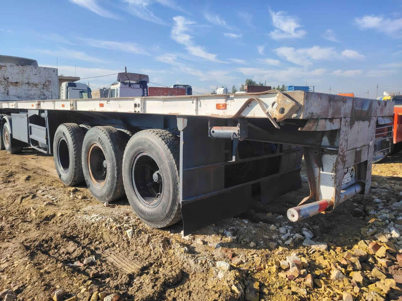 سلام عليكم عربانه بلوم 82تخم تاير مكفوله كفاله عامه من كلشي دناكير 14الماني علمن اني مكلف بل نشر للستفسار الاتصال على الرقم ‭٠٧٨٢ ١١٨ ٩٥٧٦‬
