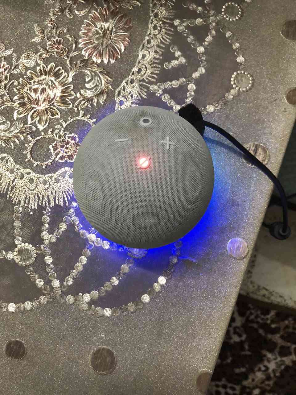 السلام عليكم الكسا عدد ٢شغلات لكن مااعرف ابرمجهنًالسعر ٨٠ماعندي توصيل بغدادالغزاليه***********
