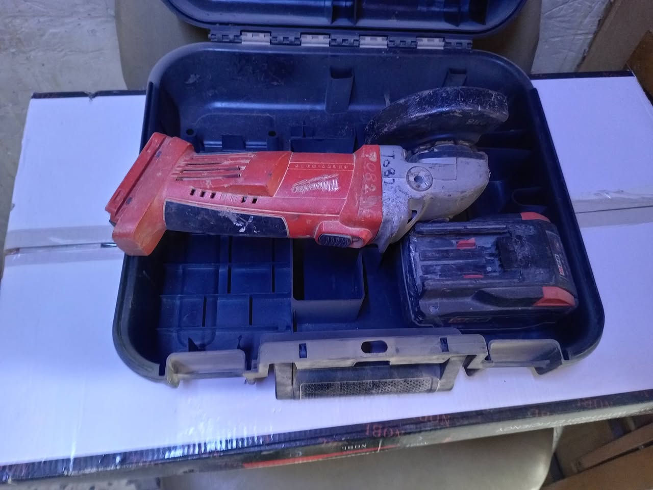 كوسره ميلوكي شحن بطاريه ٧٥الف


**إذا كنت صاحب هذا الإعلان وتريد حذفه لأي سبب، رجاءا أرسل رسالة إلى الدعم الفني**