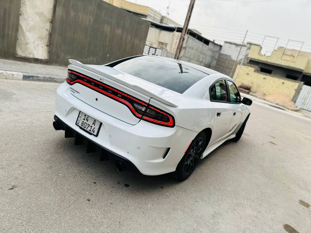 السلام عليكم جارجرللبيع موديل 16اصل بسمي بصره حره هزه جديده بوليسي مكينه 5700 جديده حداده جديده مانع انزلاق نظام ايكو تثبيت سرعه كامره خلفيه حساسات خلفيه دعاميات ودوس SRT محدثات تخم تاير لايتات زنون متغير بيع او مراوس حسب القناعه سياره كفاله بيها بنيد محدث والبنيد الأصلي موجود سعر  165 وبيهه مجال  رقم تليفون ***********  بصره دور الشرطه البصرة, العراق
