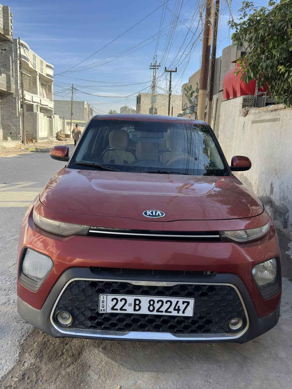 السلام عليكم 
كيا صول 
رقمها اربيل
كير cvt 
محرك دوش 2000
مكاني بغداد البياع 
السعر 130 و بيها مجال 
رقم تلفوني ***********
للتفاصيل
