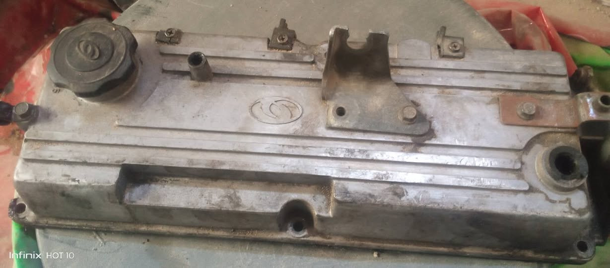 سلام عليكم محرك سايبه للبيع
غراض المحرك  كلها موجوده.
وكير مال سايبه للبيع.
بور مال سايبه.
العنوان كربلاء السعر. رخيص.
***********
