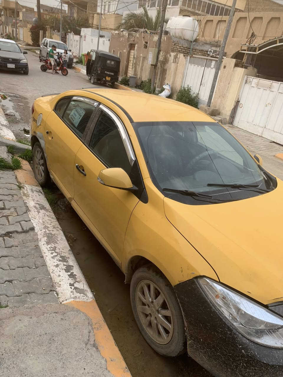 السلام عليكم سيارة سني سامسونج موديل 2011 كير مكينة خيرمن الله صدر امامي خلفي 70% تايرات نص عمر سنوية لل27 رقم بغداد. تحويل مباشر السيارة معروضة للبيع او المراوس حسب القناعة *********** 
الرقم واتساب ***********
