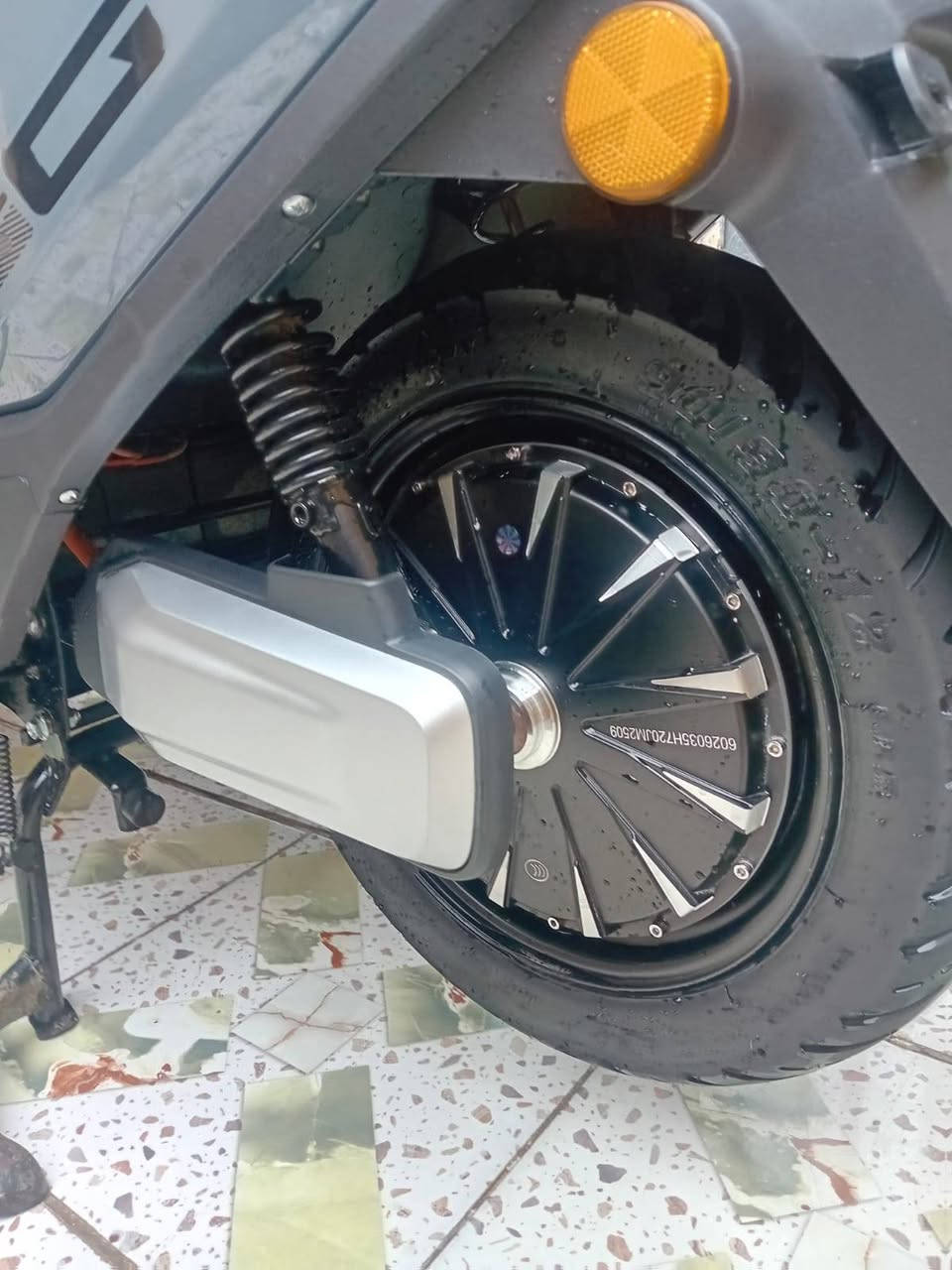 لسلام عليكم دراجه  شحن  مستخدمه  شي قليل  للستفسار اتصال عله  صحاب  ادراجه   ***********
