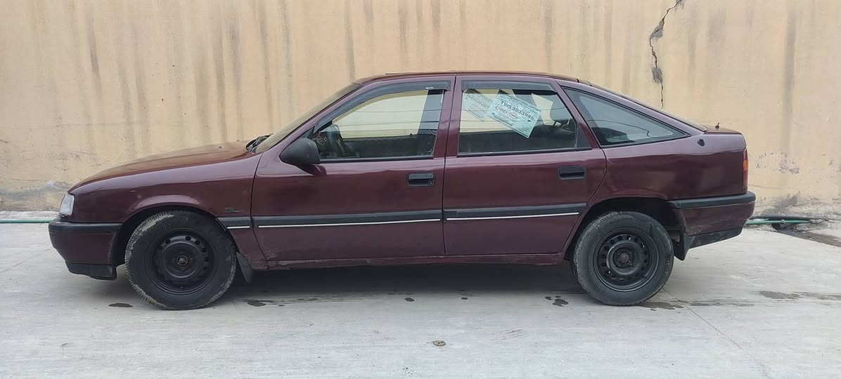 فكترا 1992 حجم 20 جاهزه من كالشي كير مكينه طخم وايرمنيه دوشمه كلها جديده وجاهزه ورقم جاهز عتحويل وكاله جديده بسمنه 2026 
تروح تحول بوجهك 
كابون بازين بيها 
سعر30 بيها مجال شراي اتصل***********
***********
