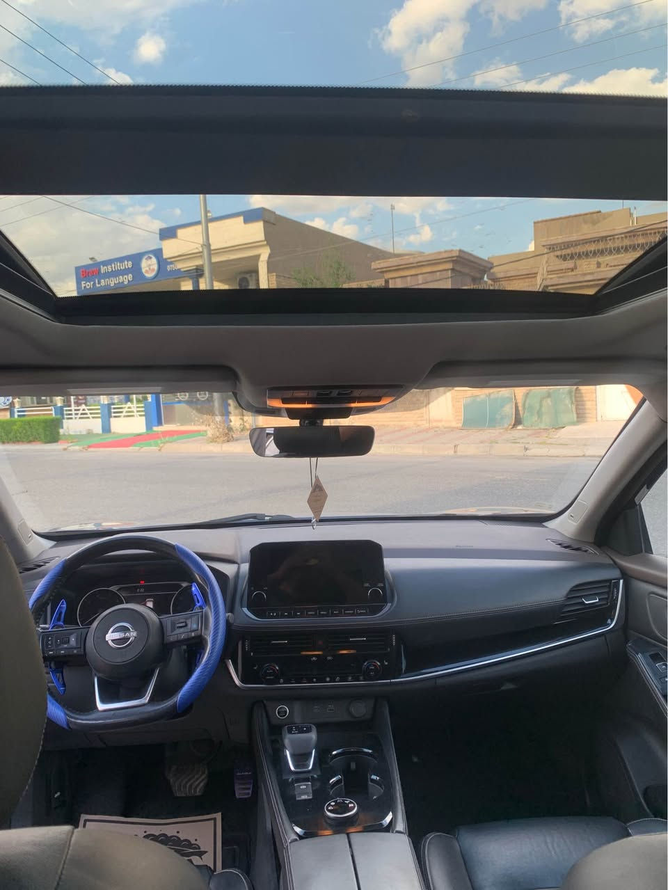 Nissan Rouge 2023 
Platinum . SL . Awd
          #121
١ چاملغ سبوغ 
بستەک بۆنیت 
بستەک دەرگا سبوغ 
بێ ناوگرتن 
ئێڕباگ سوکان و ١شان 
مەکینە V3,15 تۆربۆ 
مەکینەی کرایتەوە 
رەقەم و سەنەوی نوێ
ڕۆیشتن ٣٨ هەزار میل
قەپات مواسفات فوول

نرخ / ١٤٨ $

▪️*********** ▪️ أربيل, العراق
