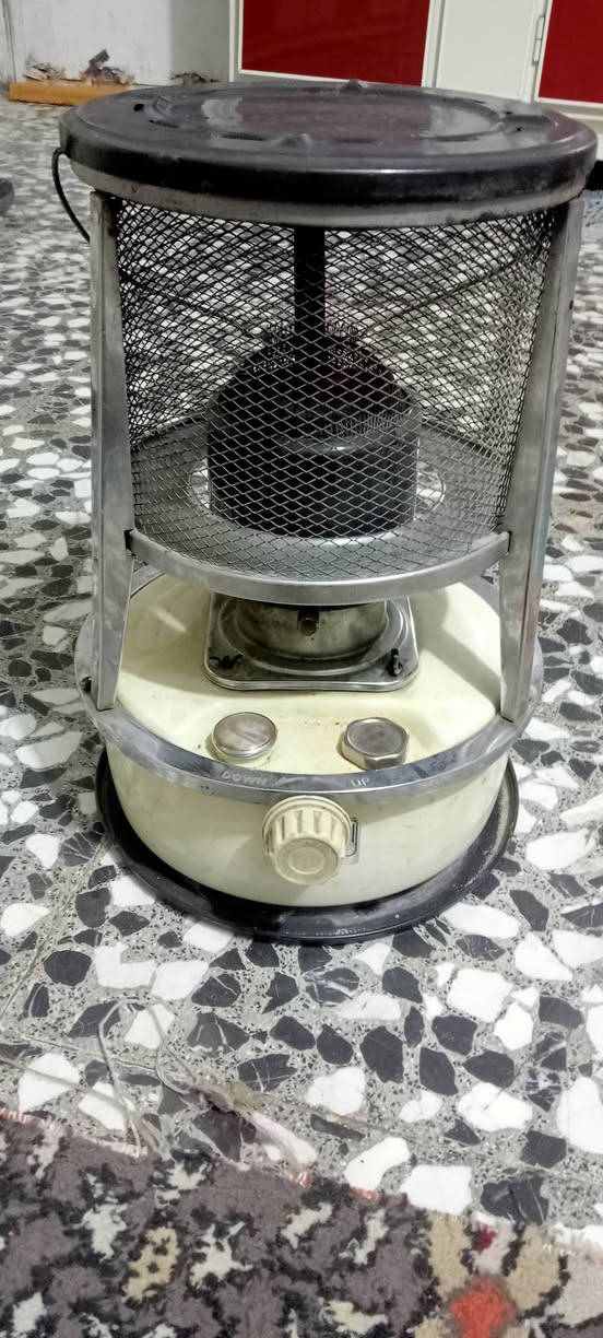 صوبه نفطيه نوع كيرونا كوري ب30 وبيها مجال مكاني الاحرار الخضاره ***********
