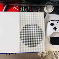 اكسبوكس ون اس • ١ تيرا • ملحقات كاملة