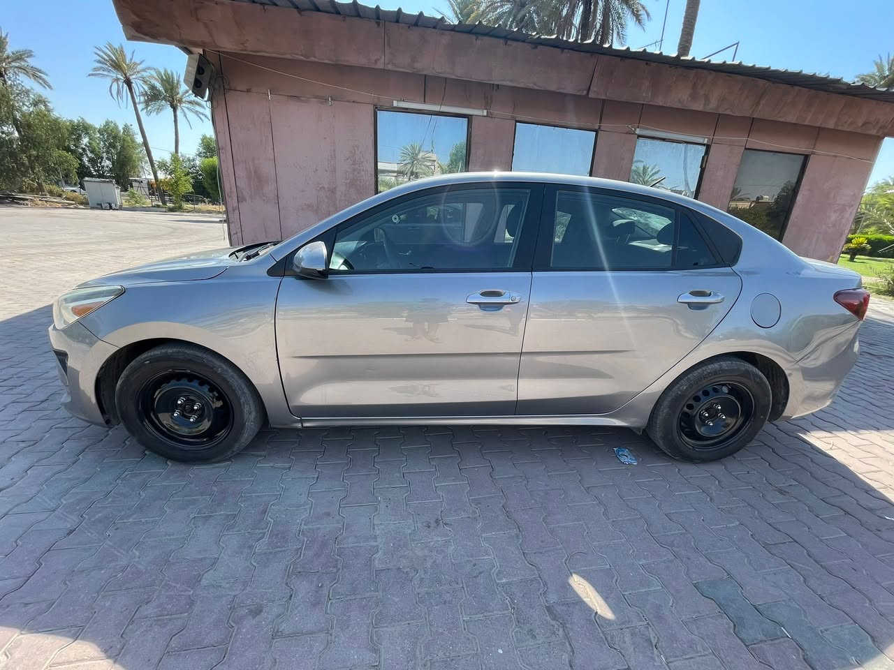 سلام عليكم
بيع مستعجل

 Kia . Rio

للبيع كيه ريو

وارد أمريكي 

موديل2022

رقم بغداد نكليزي11

تحويل مباشر 

كير مكينه مكفولات

تبريد ثلج ❄️ ماشيه75000k

حداديه تخم تاير مكفولات

سعر 88مكاني بغداد الكاظميه 

هـ***********
