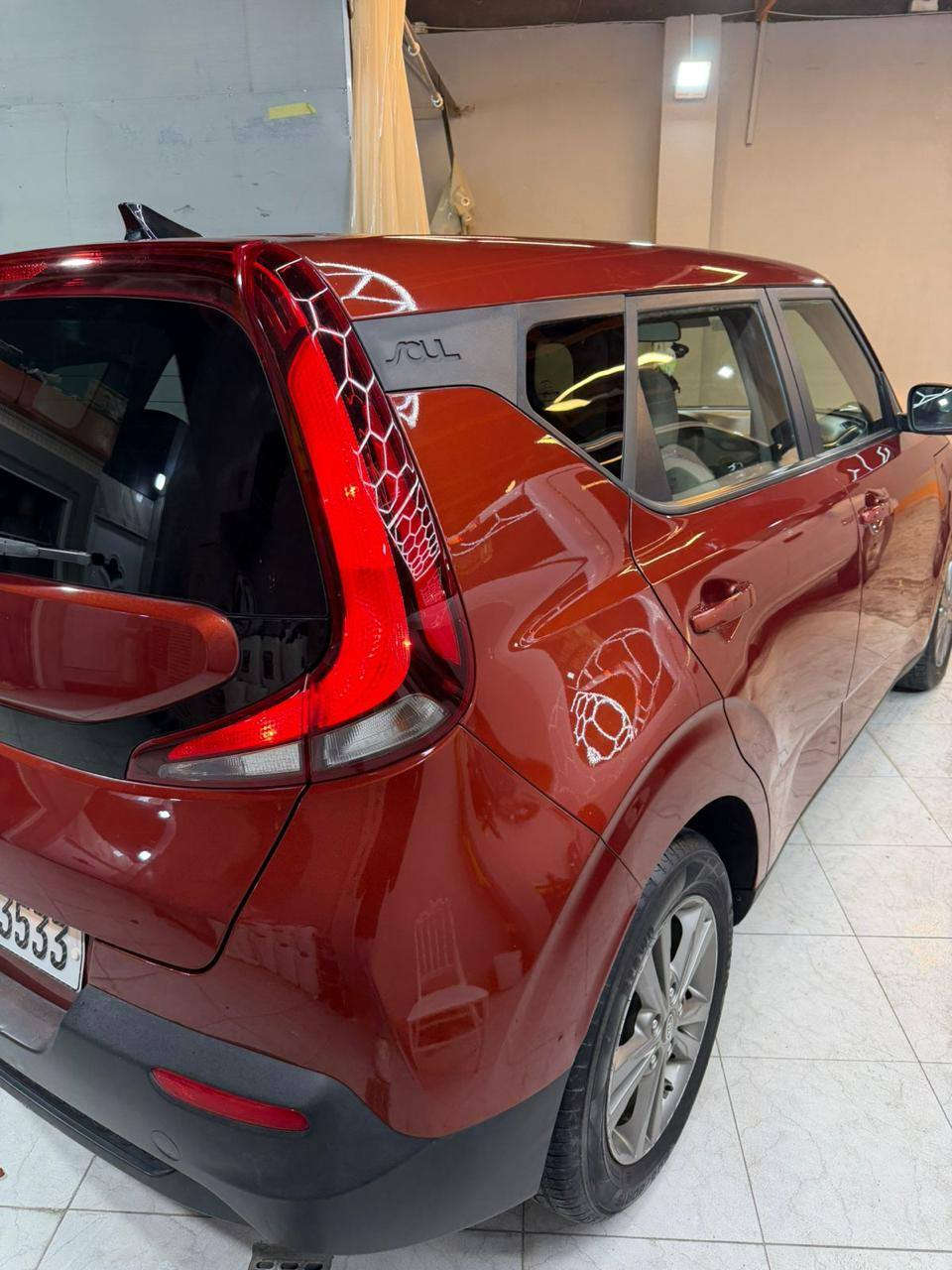 تحيه طيبه اخواني الاعزاء للبيع 
كيا صول موديل 2022 وارد امريكي حادثه جاملغ وشويه بالبنيد بدون داخل السياره فئةlxنص فول مكينه 2000 دوش السياره رقم كربلاء حره 
السياره نضيفه بدون نواقص السعر 160$ المكان كربلاء 
رقم الهاتف/***********
