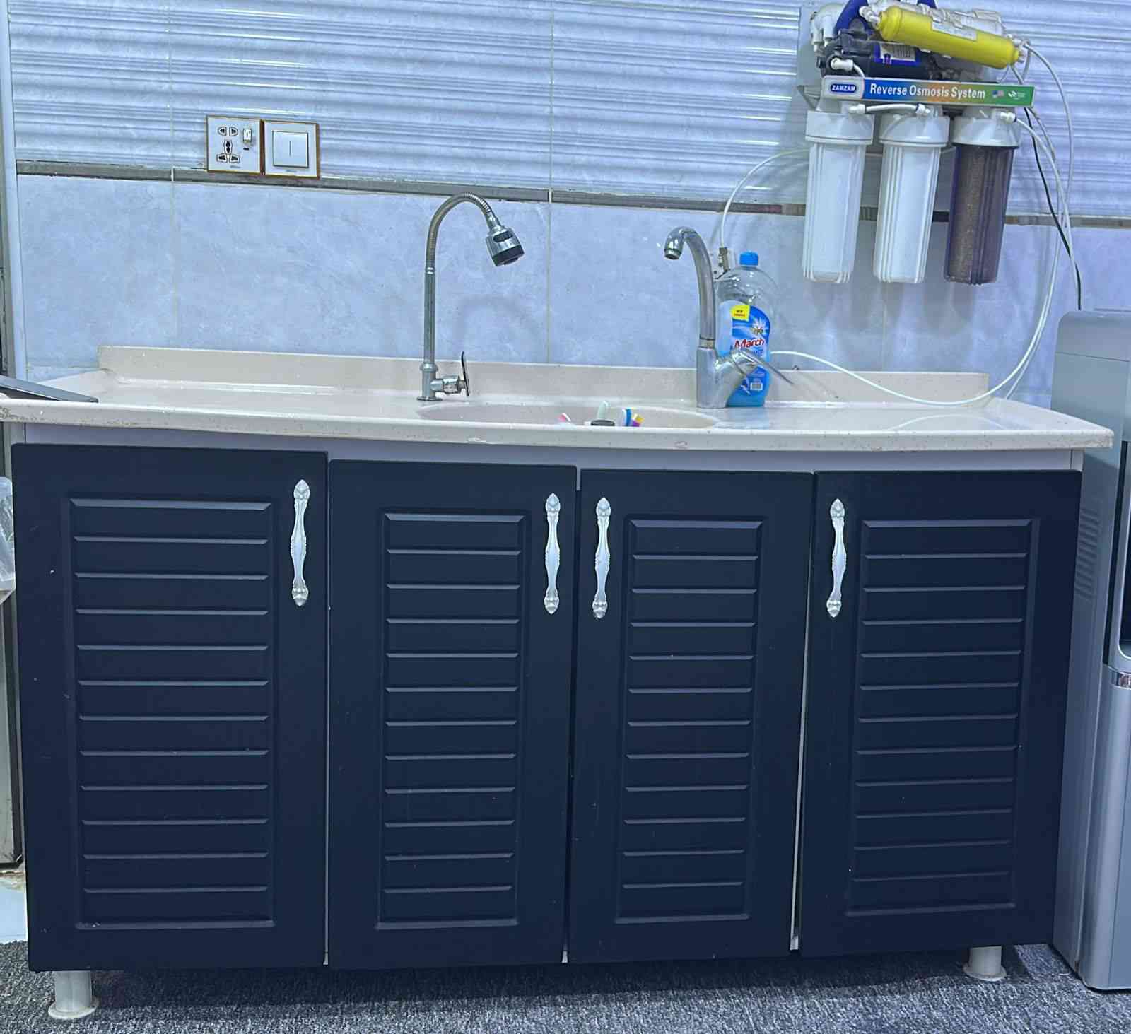 كاونتر ام دي اف تسكام ثقيل لونين ثلاث امتار ونصف مترين مع ملحق ومتر  ونصف سنكي اخو الجديد السعر ٥٥٠ مع المجال


**إذا كنت صاحب هذا الإعلان وتريد حذفه لأي سبب، رجاءا أرسل رسالة إلى الدعم الفني**