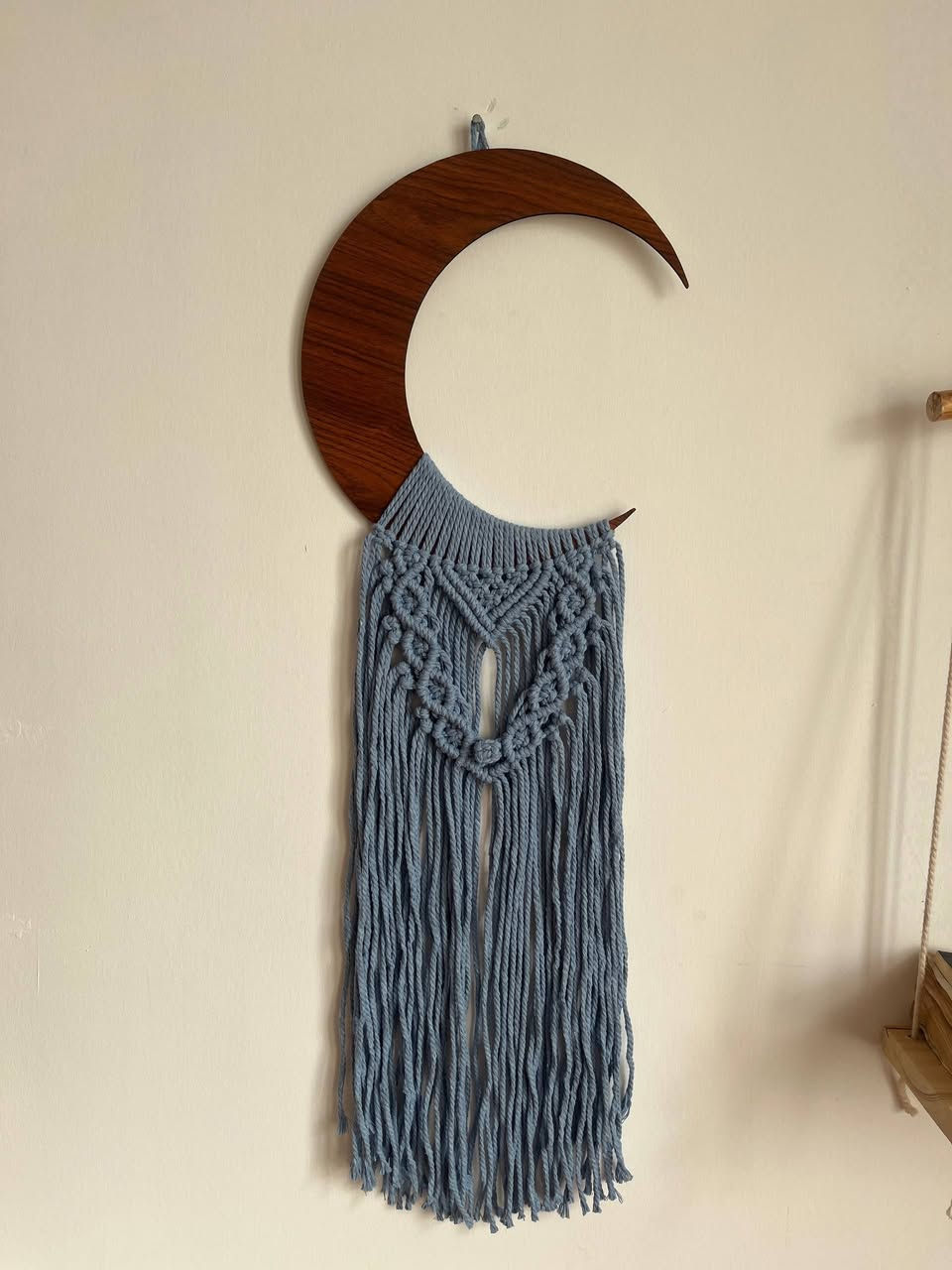 هلال مكرمي بتصميم مميز وخيوط متدلية بانسيابية جميلة 🤍
قطعة فنية تعكس روح رمضان وتمنح المكان حضورًا راقيًا ومختلفًا.

#اكسبلور #اكسبلور_فولو #اكسبلور_explore #فالو #مشاهير


**إذا كنت صاحب هذا الإعلان وتريد حذفه لأي سبب، رجاءا أرسل رسالة إلى الدعم الفني**