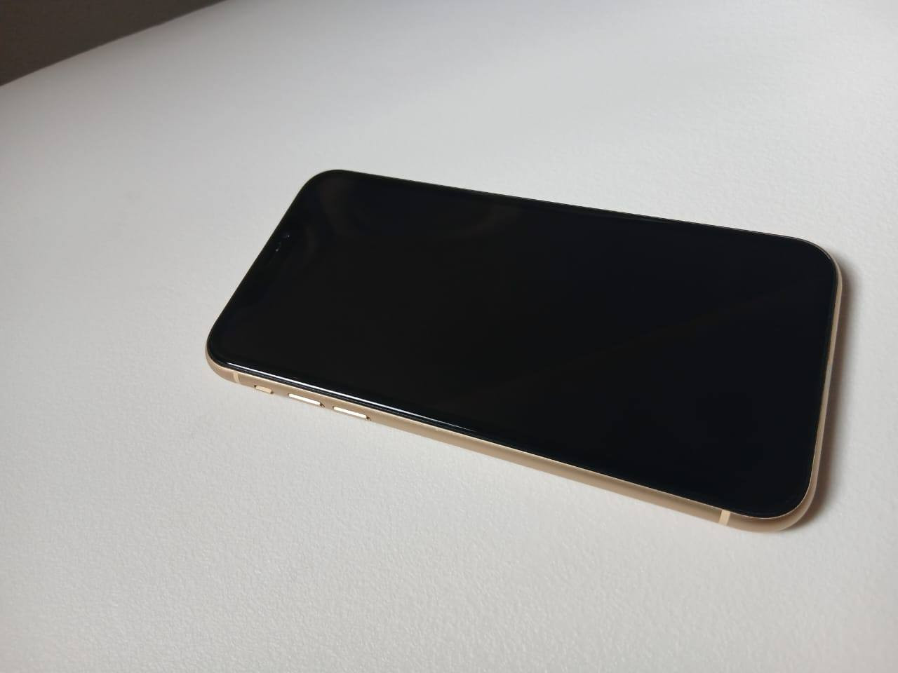 ايفونxr ذاكرة 128
بطارية 84
نظافه 90
زر التشغيل واكف تصليحه ب 20
السعر 100قفل
كامل ملحقات
***********
بصرة زبير
