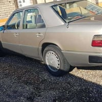 سياره للبيع السلام عليكم سياره مرسيدس دب موديل 88 گير محرك طخم تاير  ج...